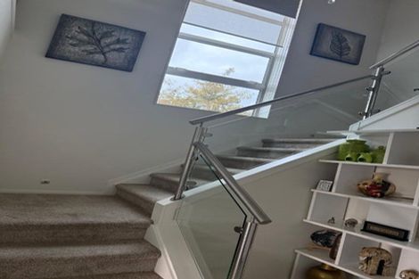 Photo of property in 1 Irongate Avenue, Ranui, Auckland, 0612