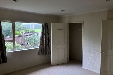 Photo of property in 80 Luckens Road, West Harbour, Auckland, 0618