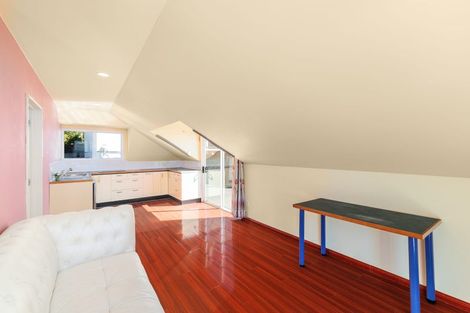 Photo of property in 12 Belleview Terrace, Mount Pleasant, Christchurch, 8081