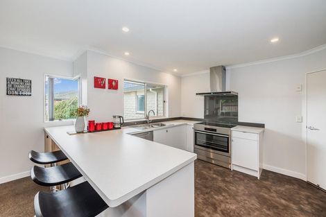 Photo of property in 78 Guildford Drive, Paraparaumu, 5032