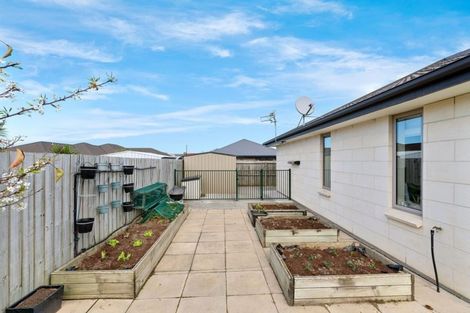 Photo of property in 8 Overbury Crescent, Rolleston, 7614