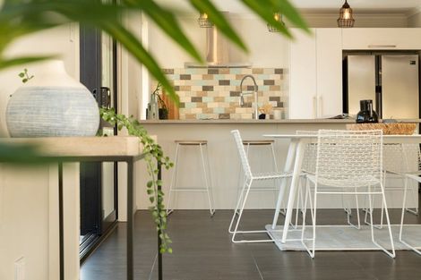 Photo of property in 6 Antrim Glade, Welcome Bay, Tauranga, 3175
