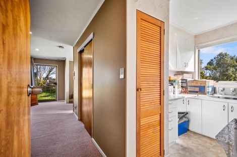 Photo of property in 35- 37 Tokomaru Road, Tokomaru, Palmerston North, 4474