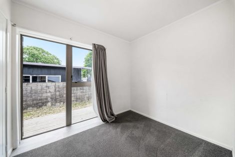 Photo of property in 2/515 Weymouth Road, Weymouth, Auckland, 2103