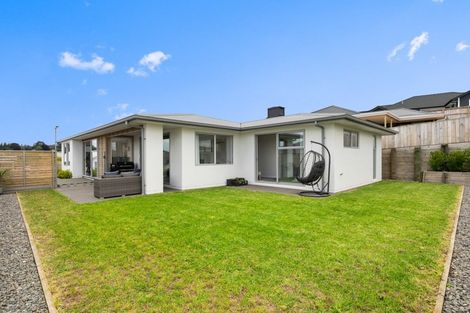 Photo of property in 15 Kiritiana Close, Pyes Pa, Tauranga, 3112