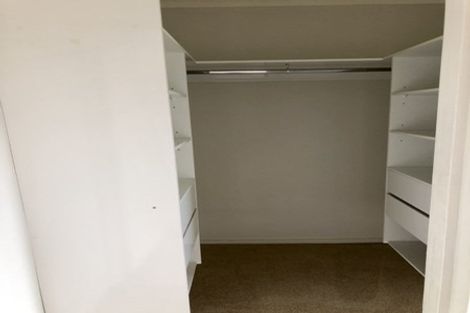 Photo of property in 80 Luckens Road, West Harbour, Auckland, 0618