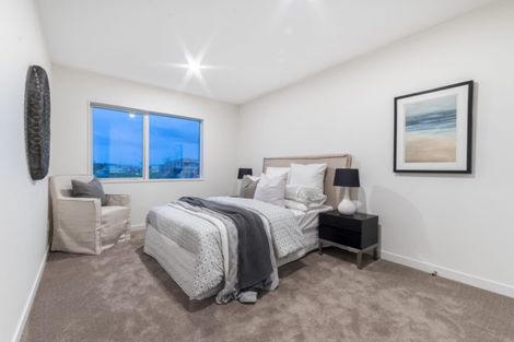 Photo of property in 25 Toanui Road, Hobsonville, Auckland, 0616