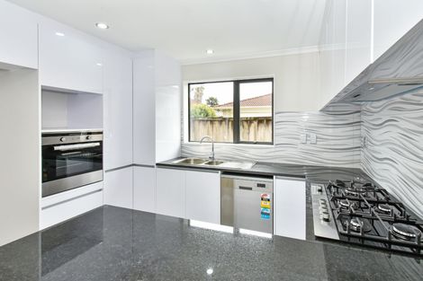 Photo of property in 25a Bunnythorpe Road, Papakura, 2110