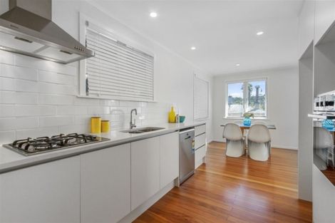 Photo of property in 68 Glen Road, Ranui, Auckland, 0612