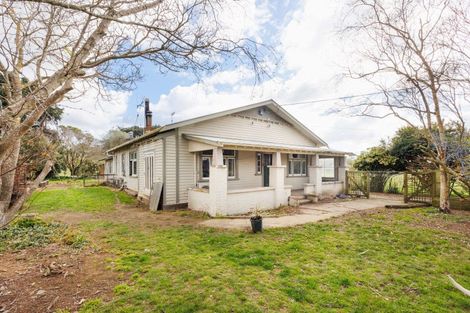 Photo of property in 42 Mangahao Road, Shannon, Palmerston North, 4474