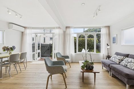 Photo of property in 1/1 Cottleville Terrace, Thorndon, Wellington, 6011