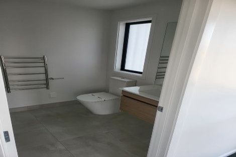 Photo of property in 2 Atutahi Lane, Papamoa Beach, 3118