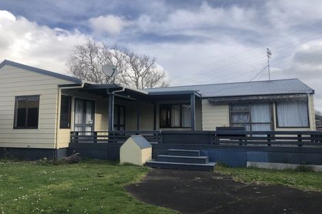 Photo of property in 13 Gloaming Place, Conifer Grove, Takanini, 2112