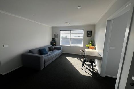 Photo of property in 14 Hokioi Drive, Kenepuru, Porirua, 5022
