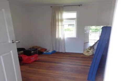 Photo of property in 29 Tahi Terrace, Glen Eden, Auckland, 0602