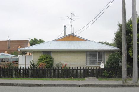 Photo of property in 25 Manchester Street, Tinwald, Ashburton, 7700