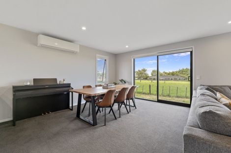 Photo of property in 10 Bianca Crescent, Stratford, 4332