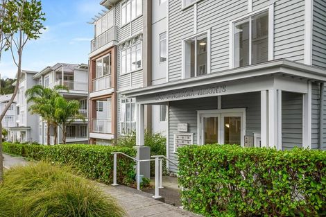 Photo of property in 72 Panorama Heights, Orewa, 0931