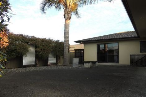 Photo of property in 2 Newbury Place, Taradale, Napier, 4112