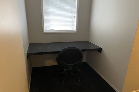 Photo of property in 114u4 Old Farm Road, Hamilton East, Hamilton, 3216