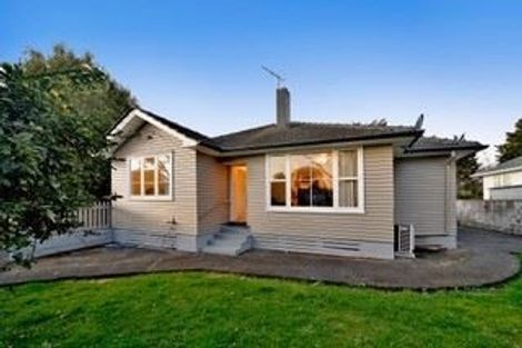 Photo of property in 1/2 Esperanto Road, Papatoetoe, Auckland, 2025