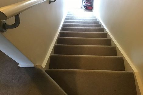 Photo of property in 2/85 Portage Road, New Lynn, Auckland, 0600