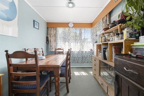 Photo of property in 18 Cornwall Crescent, Cannons Creek, Porirua, 5024