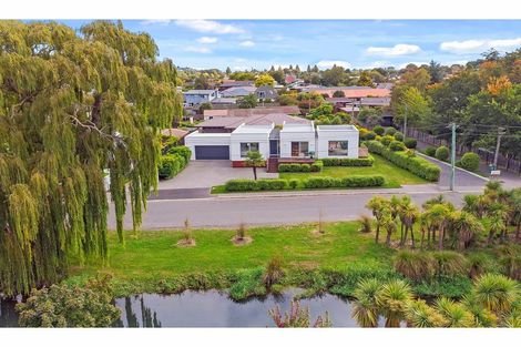 Photo of property in 218 Riverlaw Terrace, Saint Martins, Christchurch, 8022