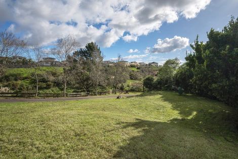 Photo of property in 201 Kaipara Road, Papakura, 2582