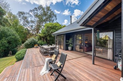 Photo of property in 238 Point View Drive, East Tamaki Heights, Auckland, 2016