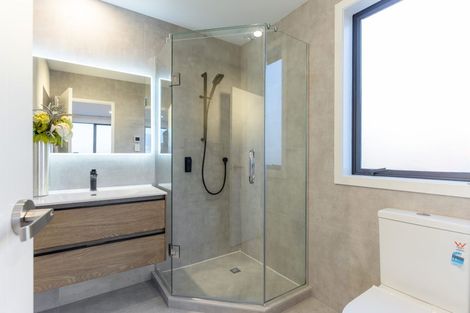 Photo of property in 4/258 Lake Road, Hauraki, Auckland, 0622