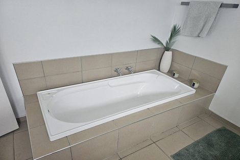 Photo of property in 1b Cassino Crescent, Onekawa, Napier, 4110