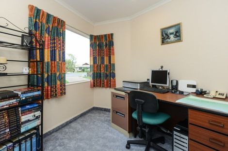 Photo of property in 9 Claridge Place, Taradale, Napier, 4112