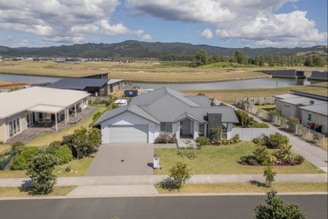 Photo of property in 105 Kupe Drive, Whitianga, 3510