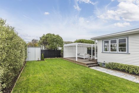 Photo of property in 4 Beauchamp Street, Tawa, Wellington, 5028