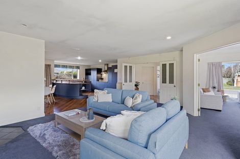 Photo of property in 14 Durrell Way, Rolleston, 7614