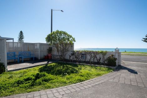 Photo of property in 71 The Esplanade, Westshore, Napier, 4110
