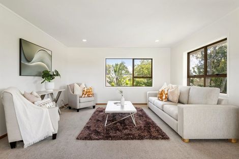 Photo of property in 13 Tarahanga Street, Northcote, Auckland, 0627