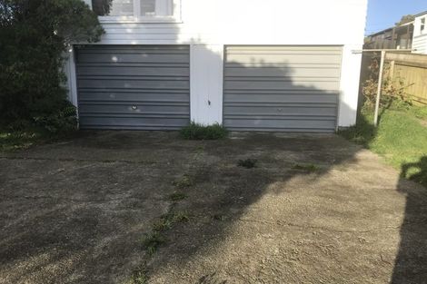 Photo of property in 11a Oswald Crescent, Paparangi, Wellington, 6037