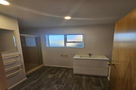 Photo of property in 1/175 Wairakei Road, Bryndwr, Christchurch, 8053