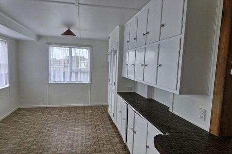 Photo of property in 2/2 Wynyard Street, Bell Block, New Plymouth, 4312