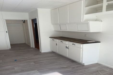 Photo of property in 50 Hellyers Street, Birkdale, Auckland, 0626