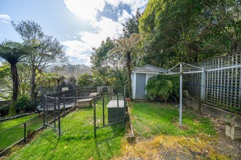 Photo of property in 38 Hine Road, Wainuiomata, Lower Hutt, 5014