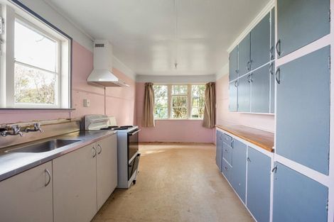 Photo of property in 98 Fairfield Road, Fairfield, Hamilton, 3214