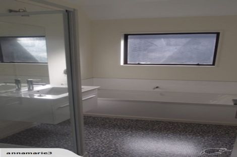 Photo of property in 2/28 Florence Street, Newtown, Wellington, 6021