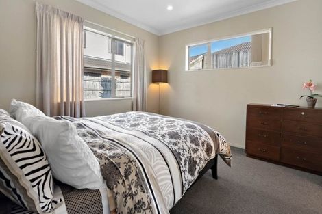 Photo of property in 11 Manning Rise, Flat Bush, Auckland, 2019