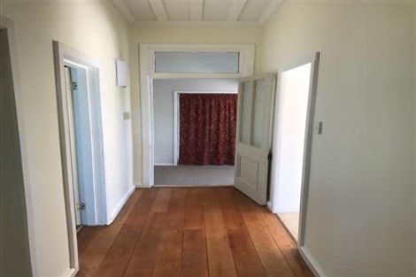 Photo of property in 4a Shanly Street, Waipawa, 4210