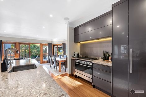 Photo of property in 37 Pohutukawa Street, Woburn, Lower Hutt, 5010