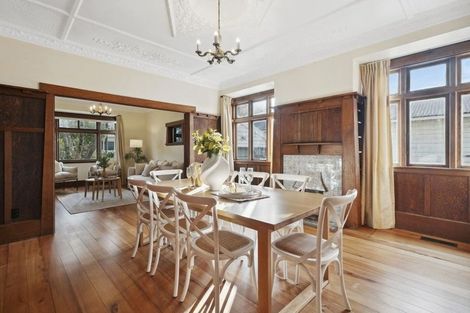 Photo of property in 22 Homewood Crescent, Karori, Wellington, 6012