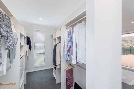 Photo of property in 54 Farnworth Terrace, Glenside, Wellington, 6037